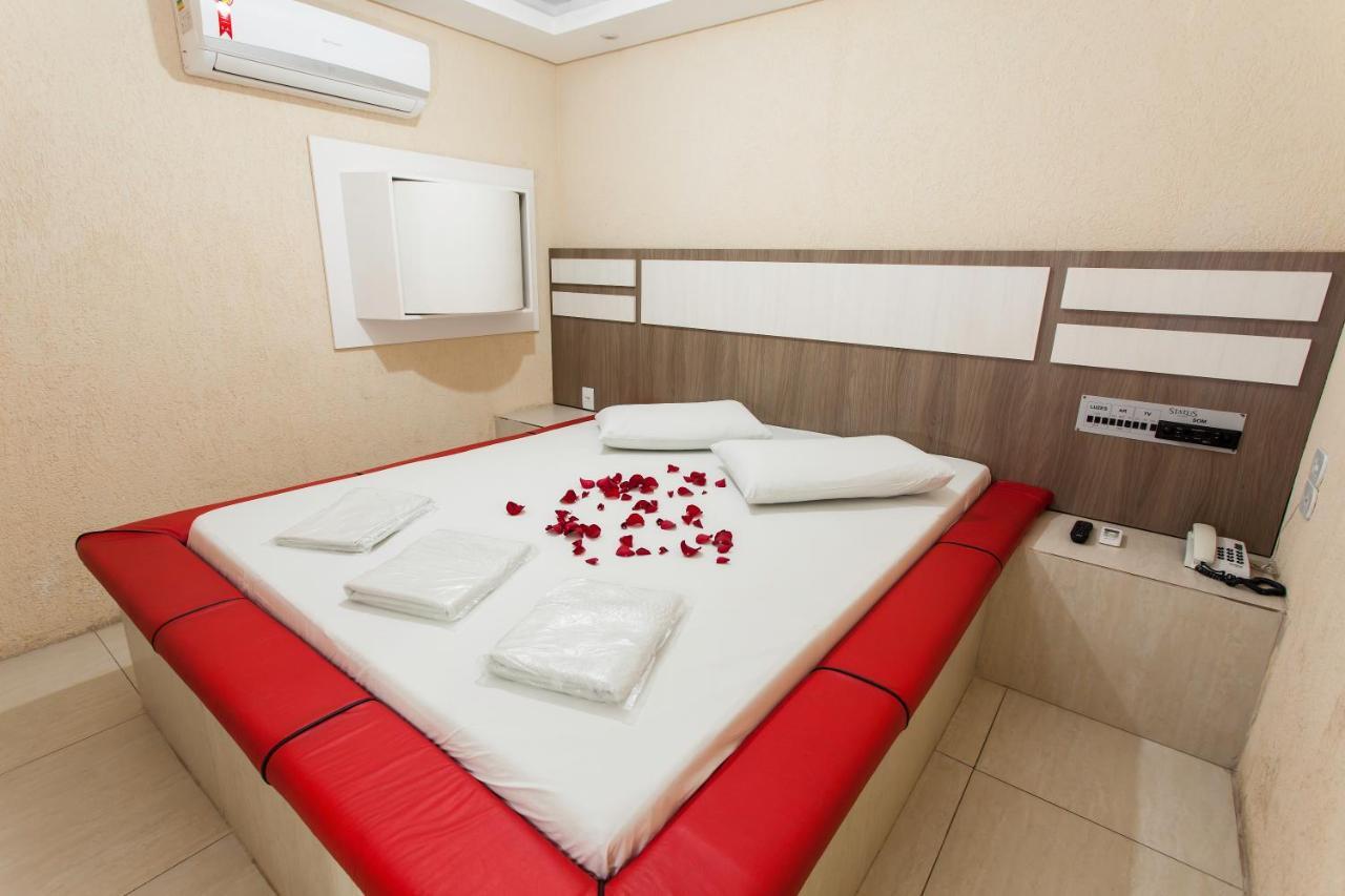 Motel Napoleon Almirante Tamandaré Extérieur photo