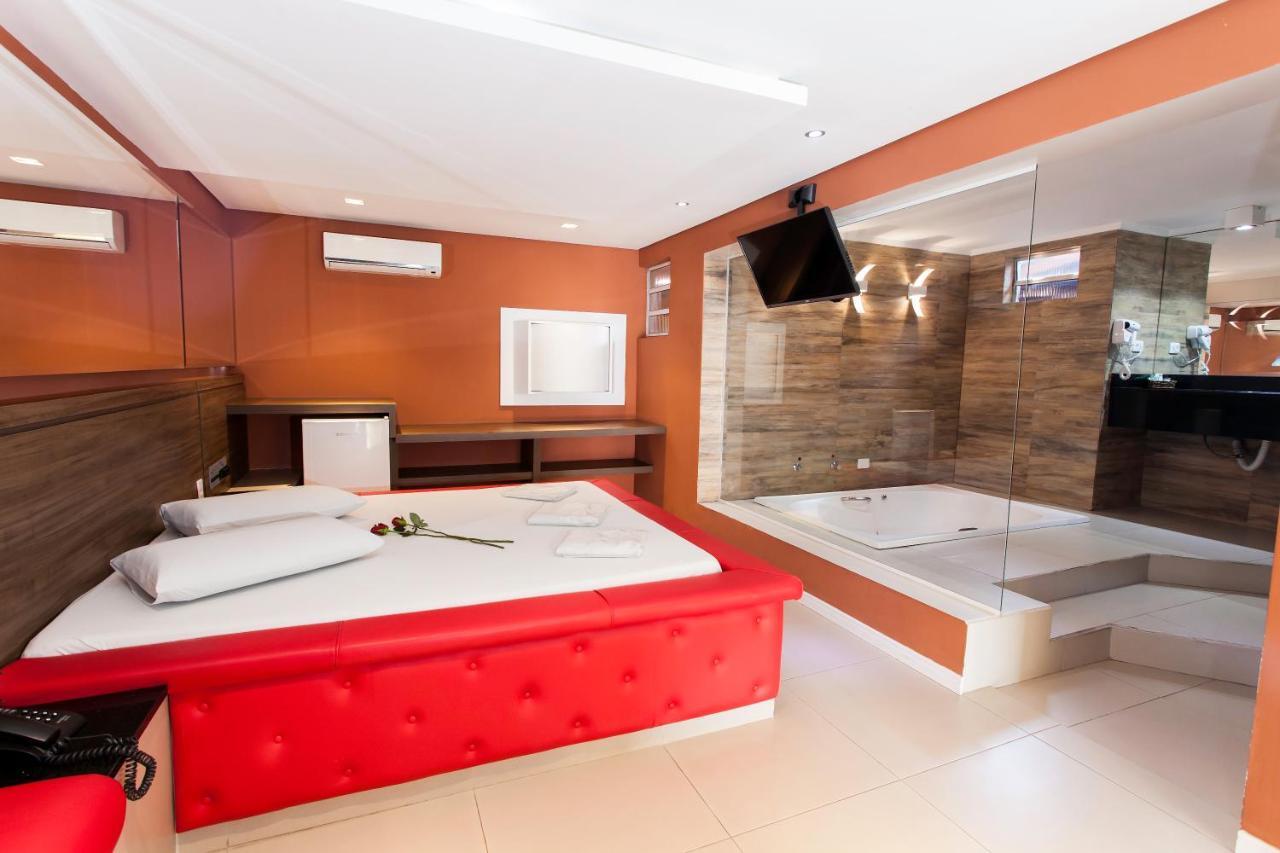 Motel Napoleon Almirante Tamandaré Extérieur photo